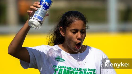 La niña que pasó de las calles de Medellín a las canchas de Rugby