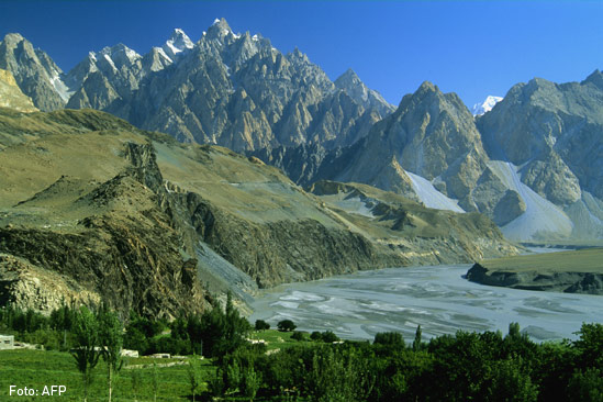 Valle-del-Hunza-Pakistan-2-02