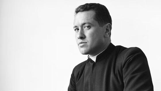 Avanzan los estudios forenses para identificar los restos del sacerdote y sociólogo Camilo Torres Restrepo.