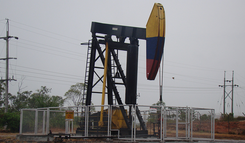 Gobierno firma decreto para proyectos piloto de Fracking Gobierno firma decreto para proyectos piloto de Fracking