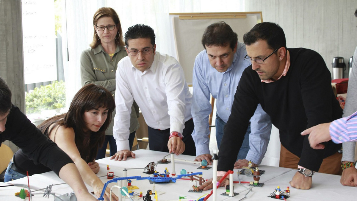 César Suárez capacitando empresas César Suárez capacitando empresas