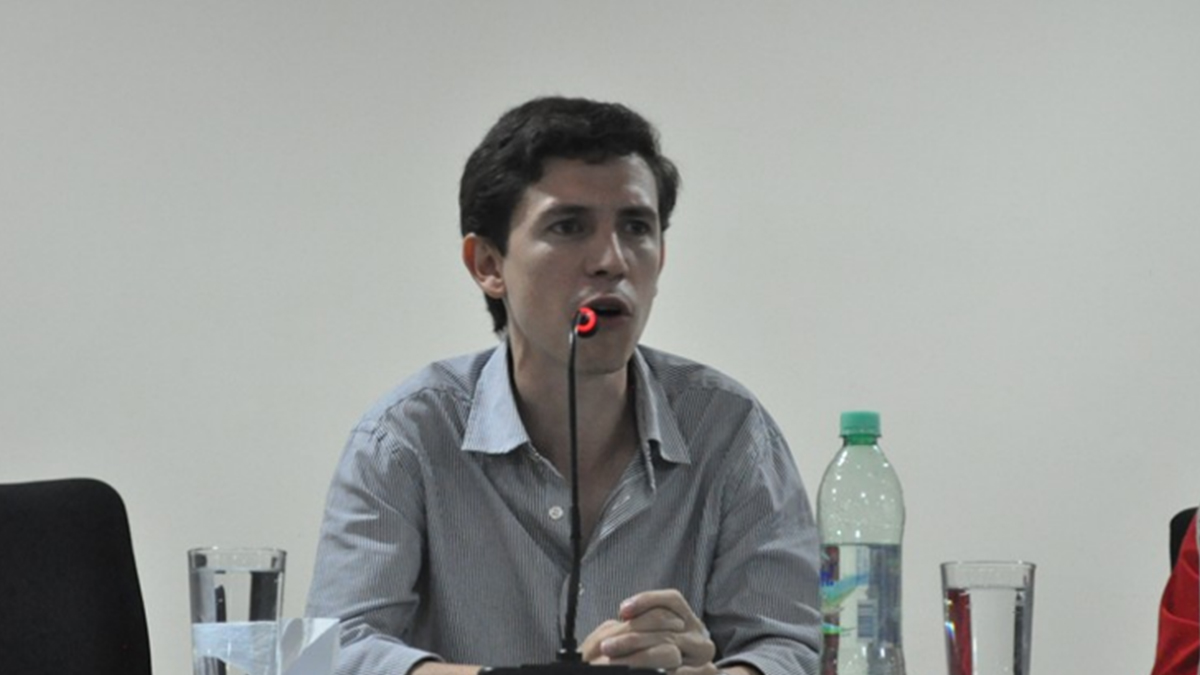 enrique vives enrique vives
