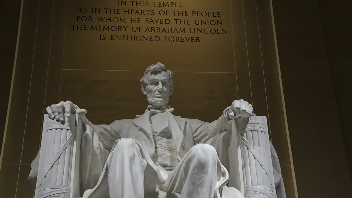 Certificado de defunción de Abraham Lincoln será subastado por millonaria suma. Certificado de defunción de Abraham Lincoln será puesto a la venta.