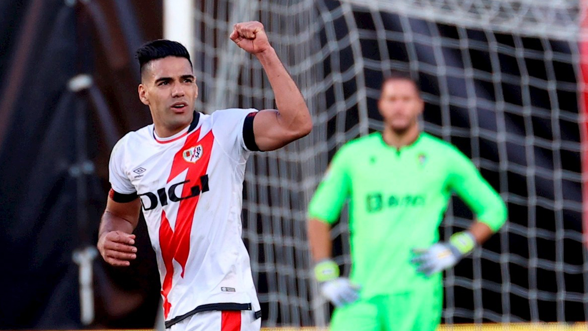 Reviva el gol de Falcao García con el Rayo Vallecano vs. Barcelona Reviva el gol de Falcao García con el Rayo Vallecano vs. Barcelona