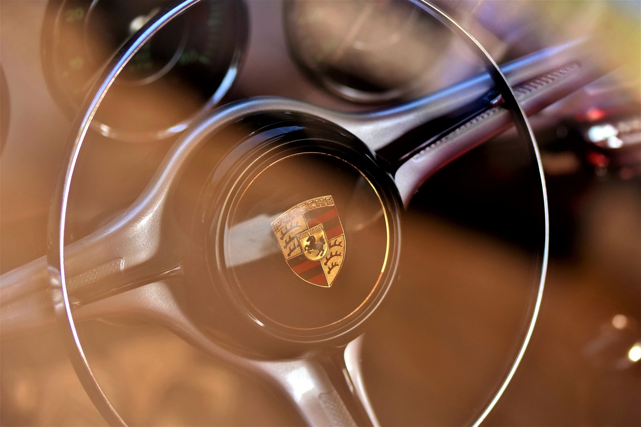 Millonaria venta de modelo exclusivo de Porsche Millonaria venta de modelo exclusivo de Porsche