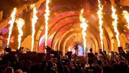 Ocho muertos en avalancha humana durante festival de Travis Scott Ocho muertos en avalancha humana durante festival de Travis Scott