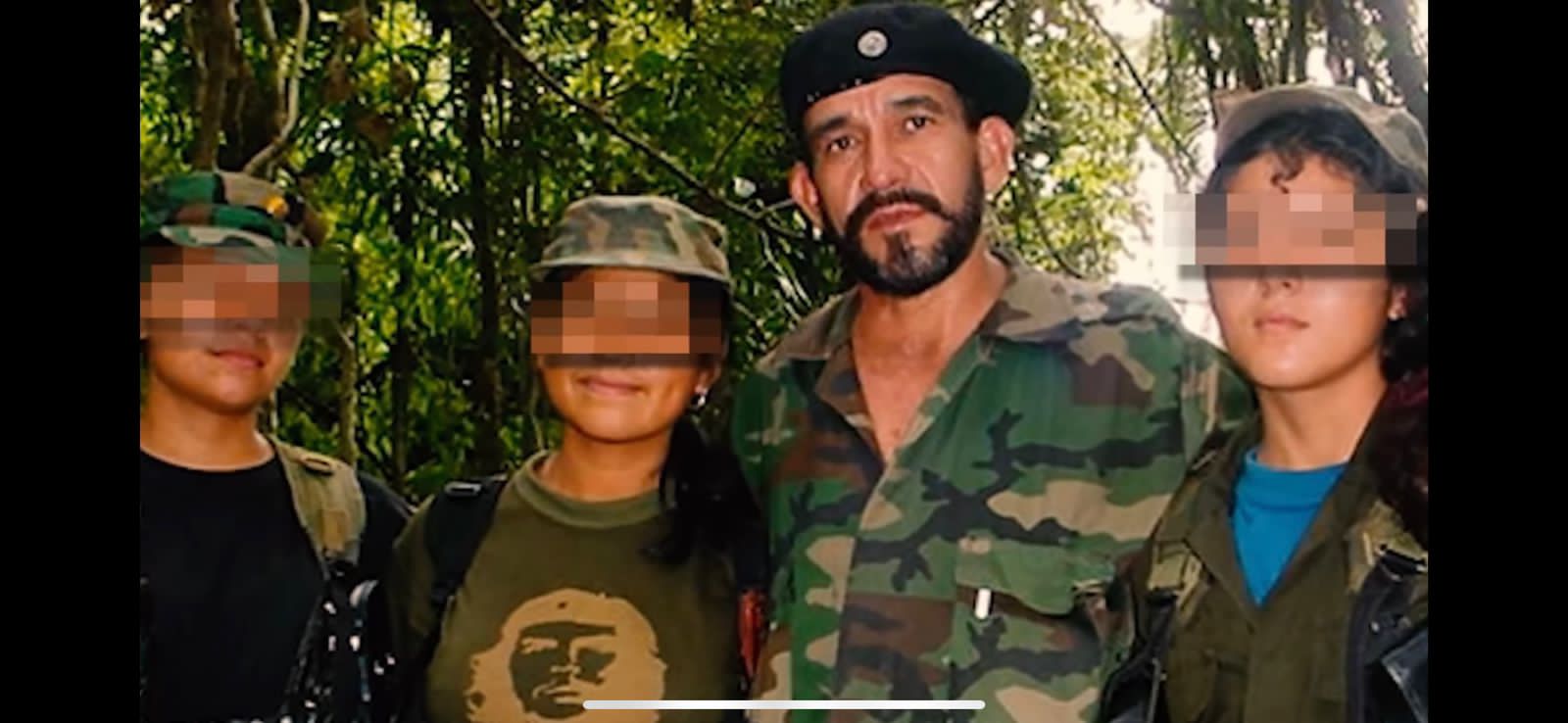 niñas reclutadas por las FARC documental niñas reclutadas por las FARC documental