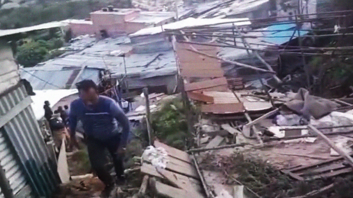 Deslizamiento de tierra dejó a ocho familias sin vivienda en Bogotá 