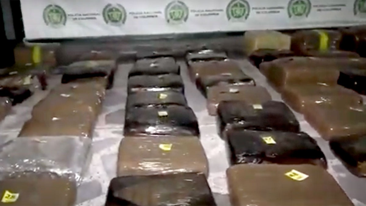 Policía incautó una tonelada de marihuana en Bogotá Policía incautó una tonelada de marihuana en Bogotá