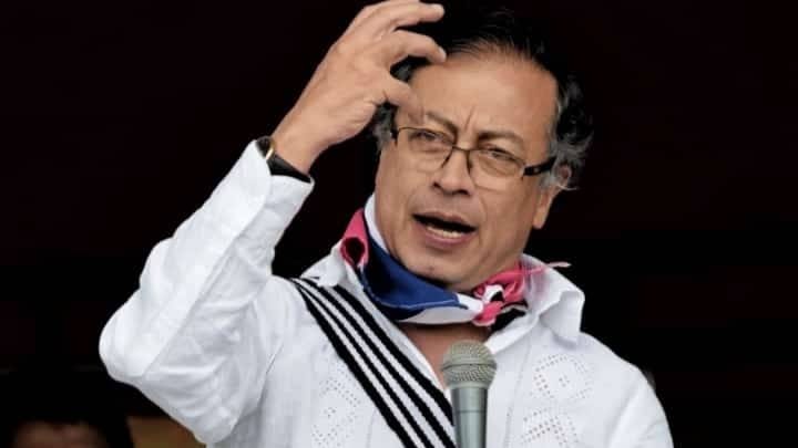 Gustavo Petro tierras campesinos microempresarios noticias Colombia Gustavo Petro tierras campesinos microempresarios noticias Colombia