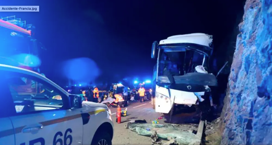 Bus con colombianos a bordo se accidentó en Francia Bus con colombianos a bordo se accidentó en Francia