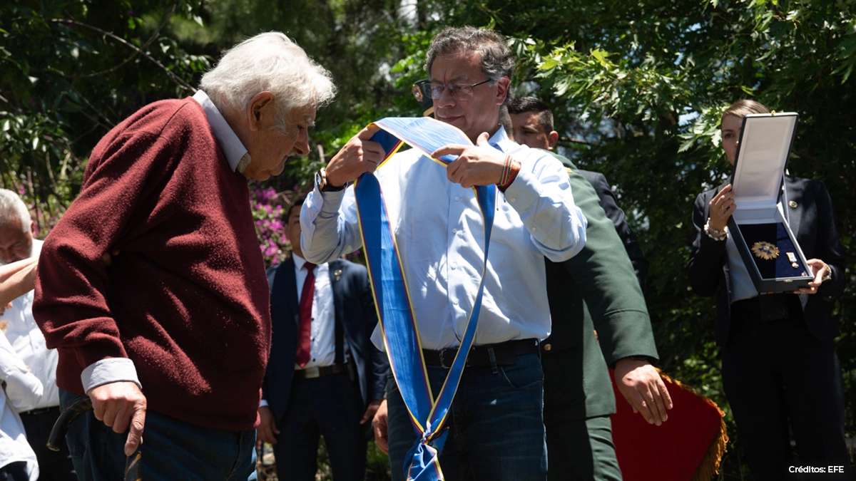 ¿Por qué Petro condecoró a 'Pepe' Mujica con la Cruz de Boyacá? ¿Por qué Petro condecoró a 'Pepe' Mujica con la Cruz de Boyacá?