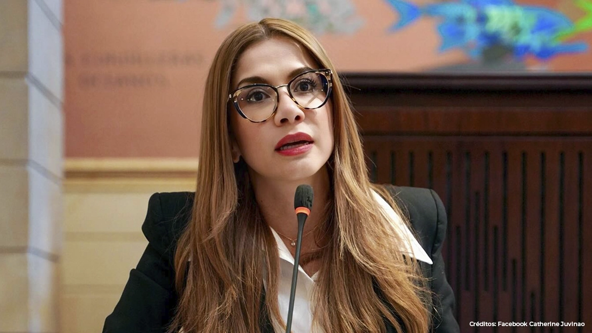 Facebook Catherine Juvinao Facebook Catherine Juvinao