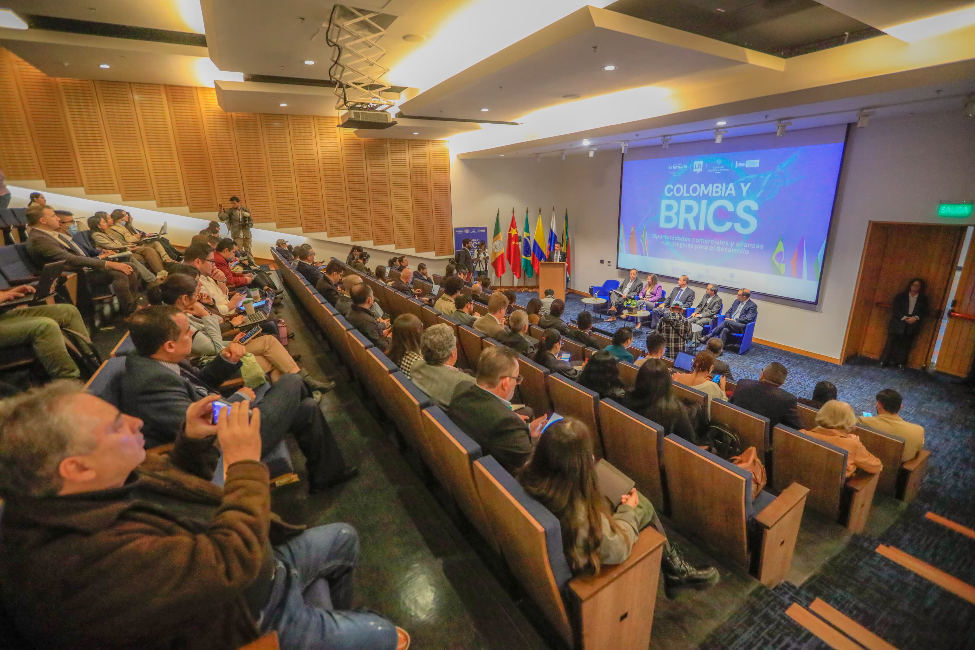 Colombia-ingreso-a-BRICS Colombia-ingreso-a-BRICS