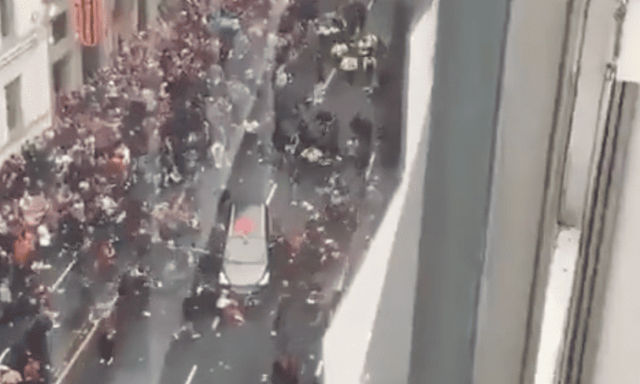 Un hombre arrestado tras atropellar a varias personas en la celebración del Liverpool Un hombre arrestado tras atropellar a varias personas en la celebración del Liverpool