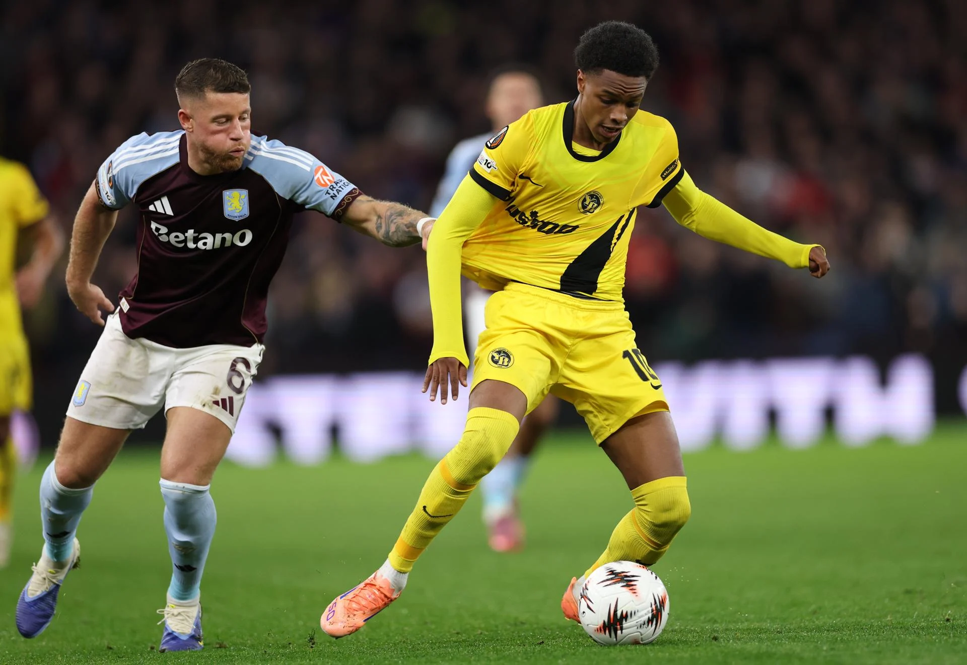 Alvyn Sanches of Young Boys (R) in action against Ross Barkley of Aston Villa (L) during the UEFA Europa League league phase match between Aston Villa and BSC Young Boys in Birmingham, Britain, 27 November 2025.
