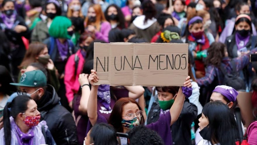 Un informe revela cómo, dónde y por qué ocurre el feminicidio en Bogotá, con cifras oficiales y ocho hallazgos fundamentales.