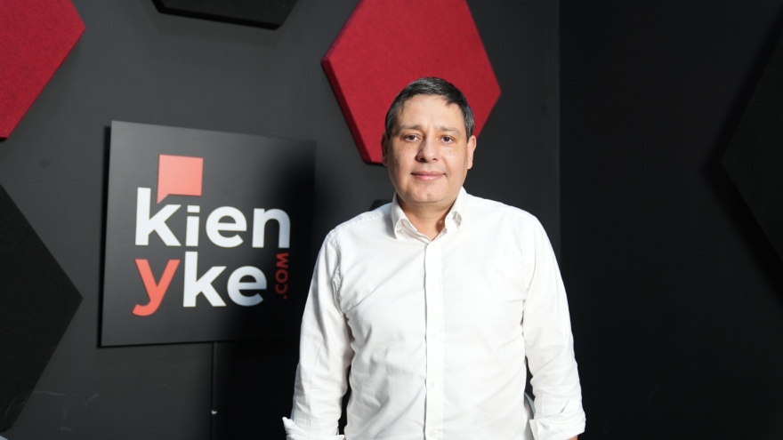 Mauricio Lizcano, precandidato presidencial.