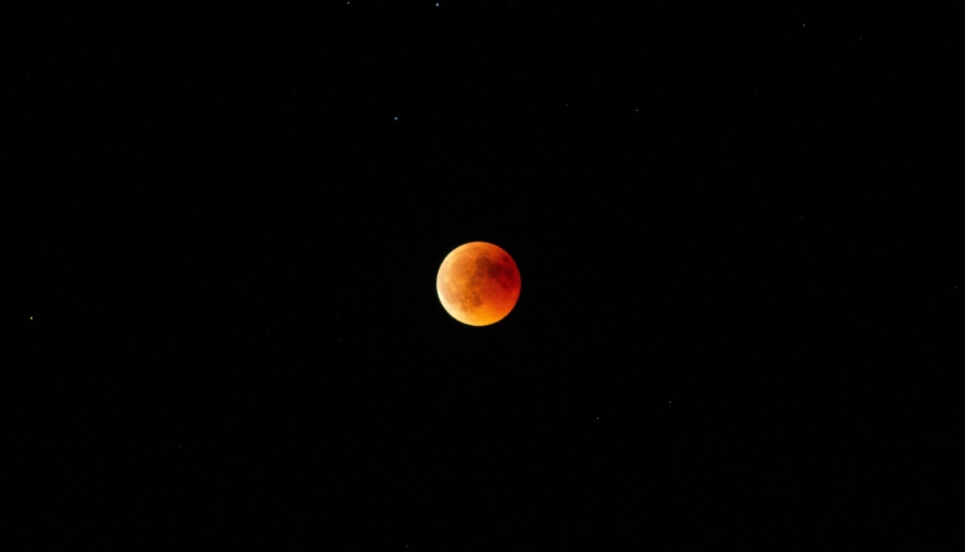 Imagen de referencia de eclipse. 