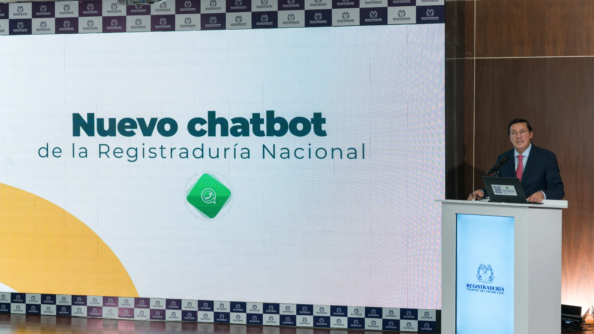 Registrador Nacional, Hernán Penagos