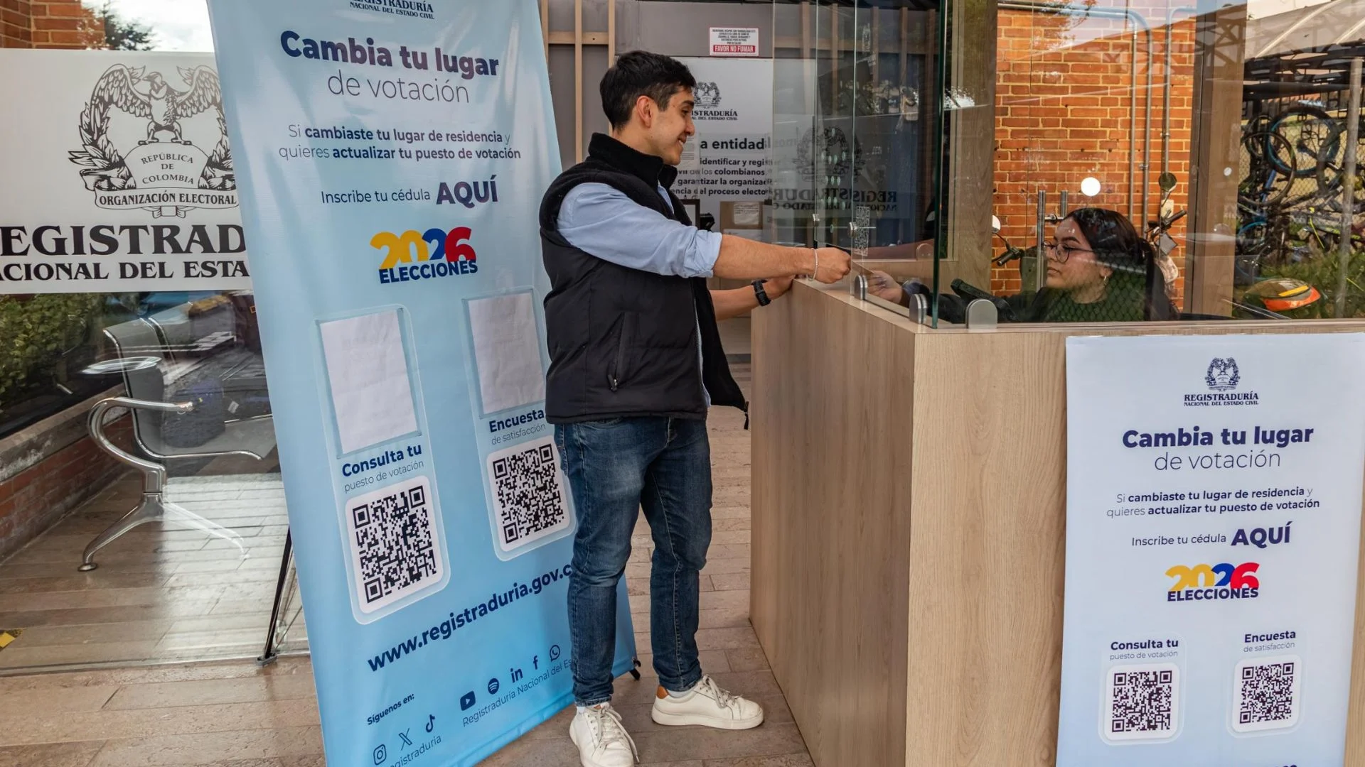 Cambio puesto de votación
