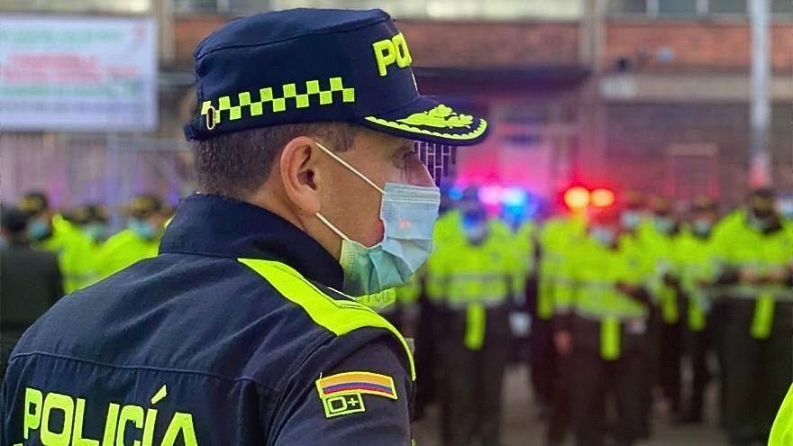 Delincuentes intentaron robar camioneta en Puente Aranda