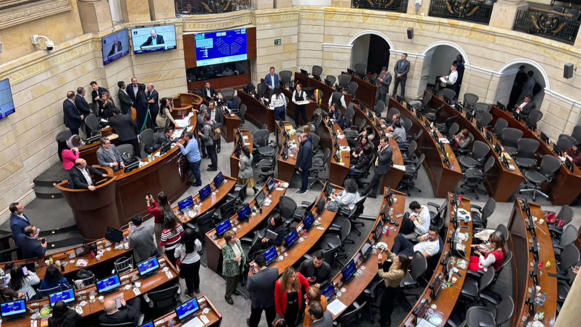Congreso 2026 sigue sin llegar al 30 % de mujeres