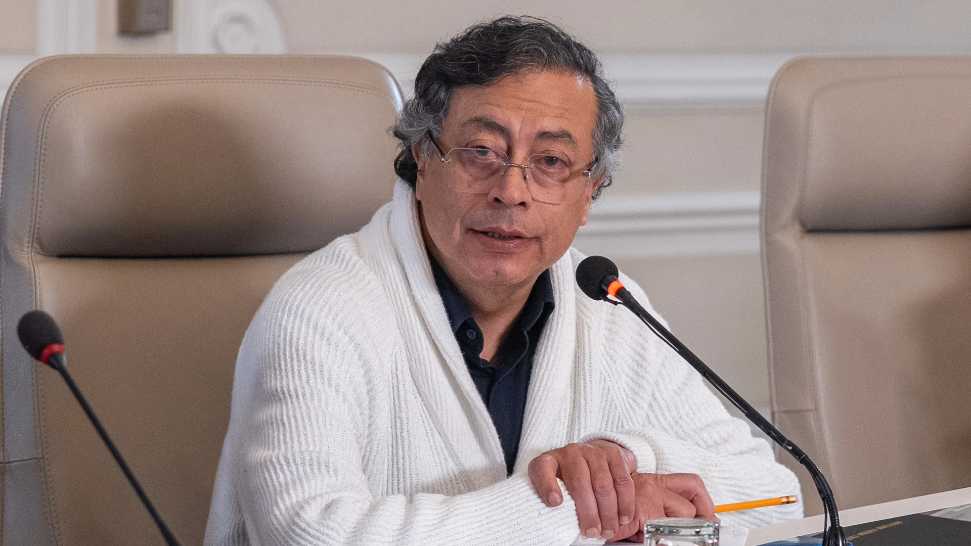 Presidente Petro insiste en fabricar armas en Colombia: Estas son sus razones