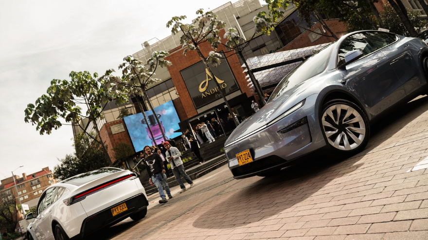 Tesla en Colombia