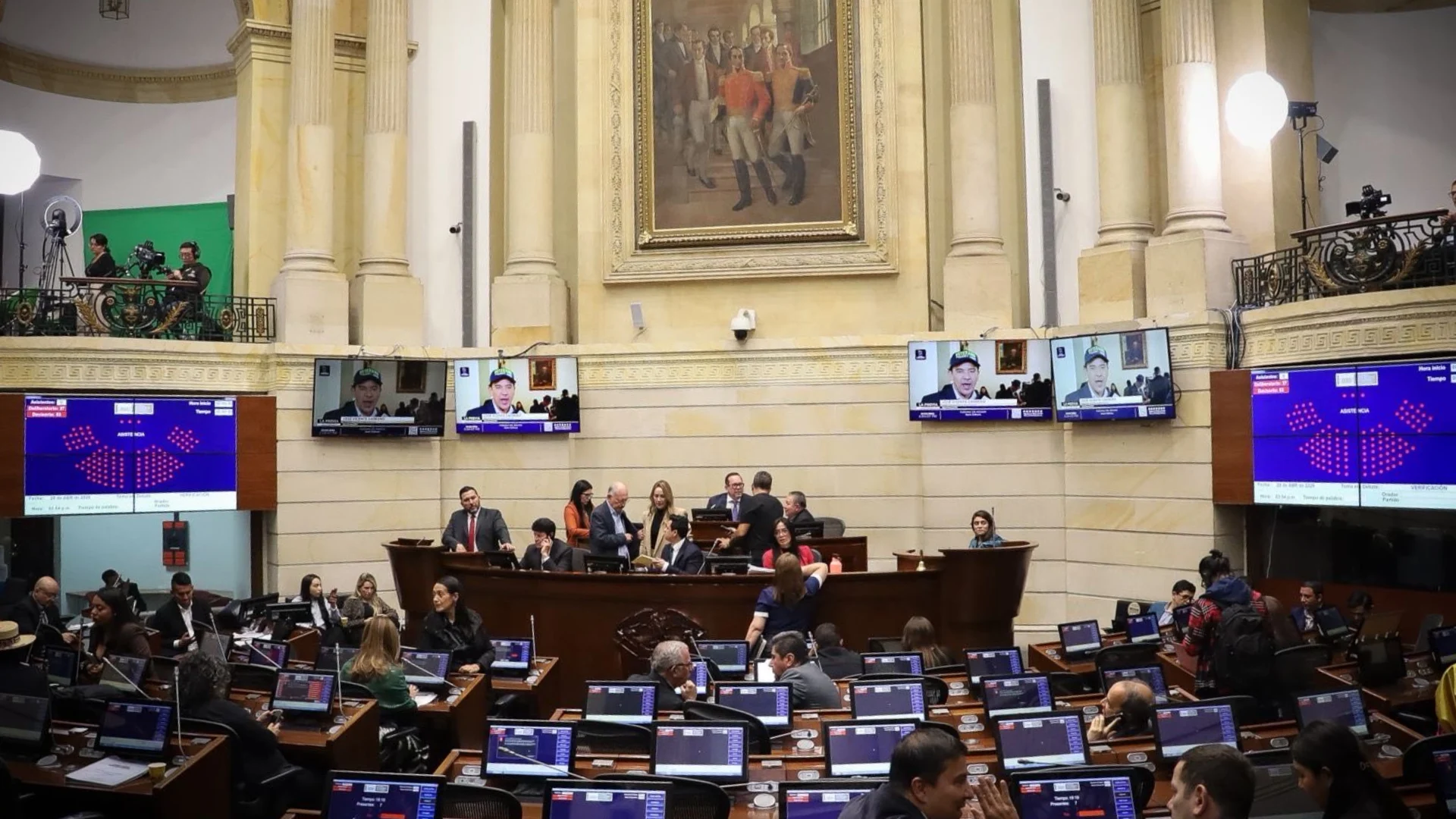 Estos congresistas escogerán finalistas a contralor