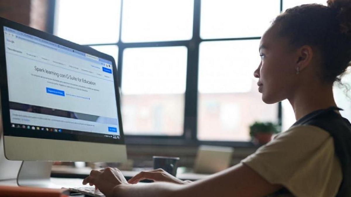 Deberían continuar las clases virtuales después de la cuarentena ...