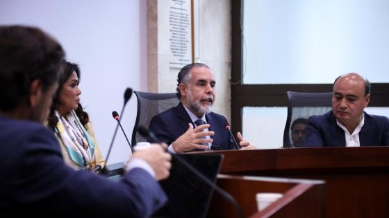 Armando Benedetti, ministro del Interior.