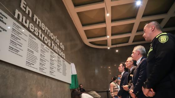 Conmemoración a policías asesinados.