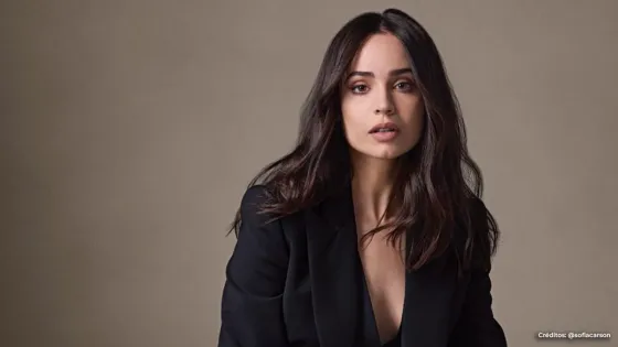 @sofiacarson