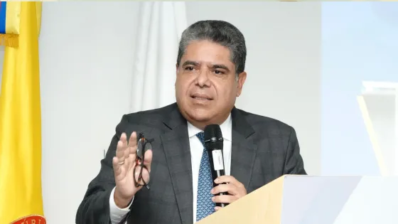 Carlos Rodríguez - contralor general