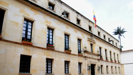 El rol de la Comisión Asesora de Relaciones Exteriores en la crisis con EE. UU. Palacio de San Carlos, Bogotá