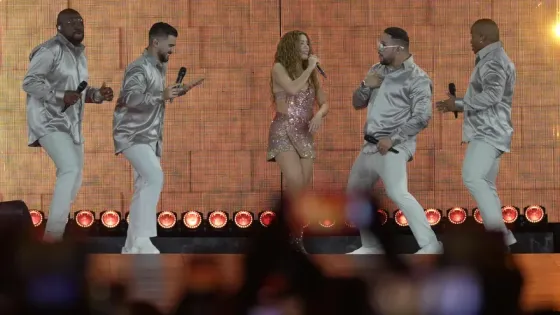 Shakira-Niche-Cali Shakira-Niche-Cali
