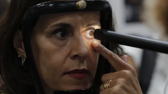 persona durante el 98 Congreso de la Sociedad Española de Oftalmología