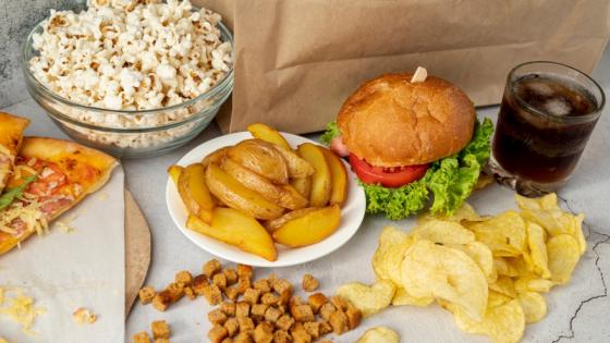 Imagen de referencia de ultraprocesados.