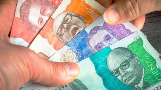 Imagen de referencia de billetes colombianos.