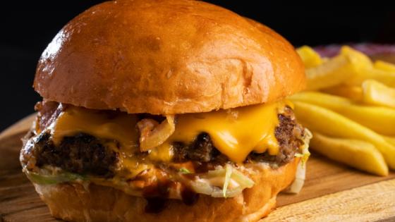 Hamburguesa en combo.