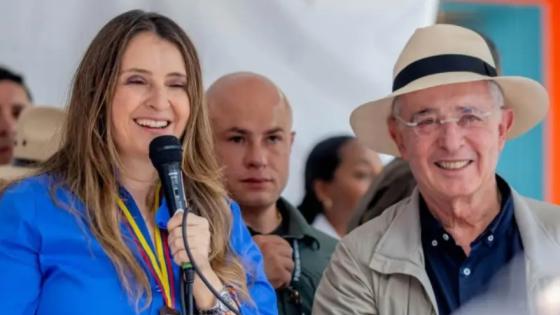 Paloma Valencia y Álvaro Uribe.