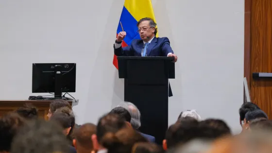 46,2 % dice haber visto un cambio positivo con Petro: Invamer