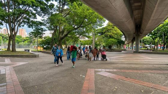 Indigenas llegando medellin
