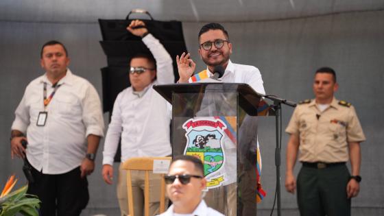 Jorge Eliécer Laverde asumió como contralor y De La Espriella pidió investigar corrupción del gobierno Petro