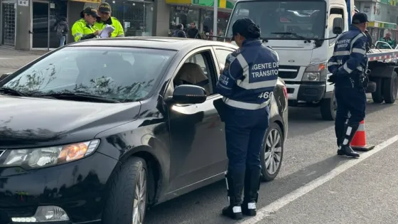 Infracción por velocidad agente de transito camara fotomulta