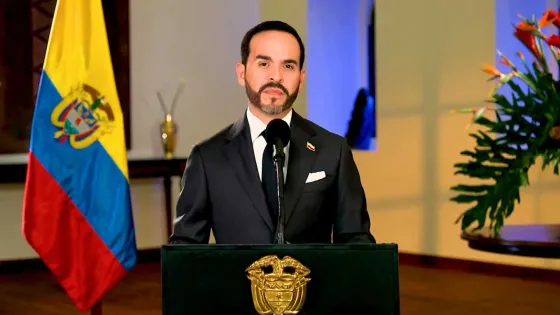 nueve anuncios De La Espriella