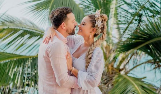 Excentricidades de la boda de Melissa Martínez y Mier aExcentricidades de la boda de Melissa Martínez y Mier