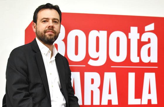 Galán recibe credencial como Concejal de Bogotá Galán recibe credencial como Concejal de Bogotá
