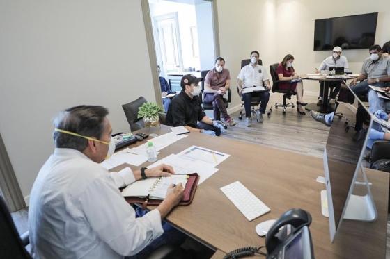 Foto: @NitoCortizo Presidente Cortizo y equipo de trabajo